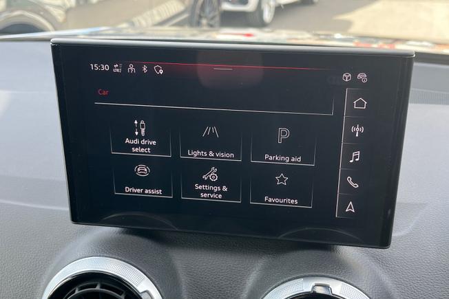 AUDI Q2 Photo 40