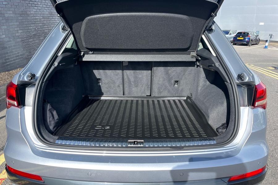 Audi Q3 Photo autoimg-a26e3270ff1894e03dd9da220bf95e5d90019974.jpg