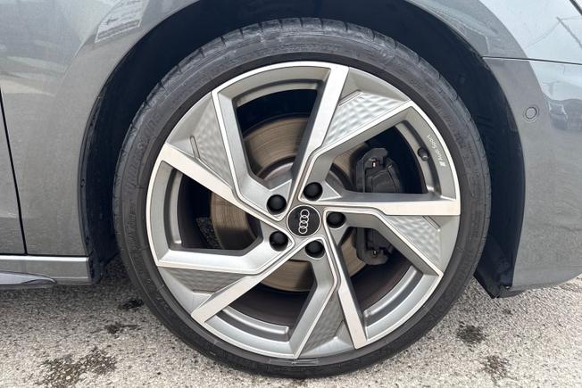 AUDI S3 Photo 33