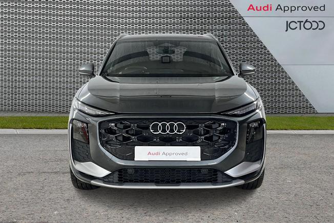 AUDI Q3 Photo 8