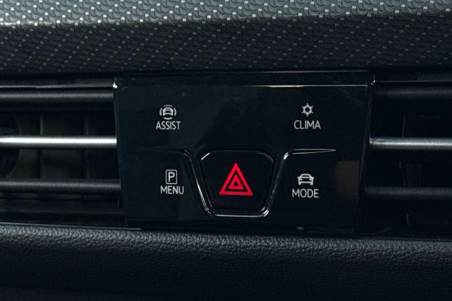 Volkswagen Golf Photo 26