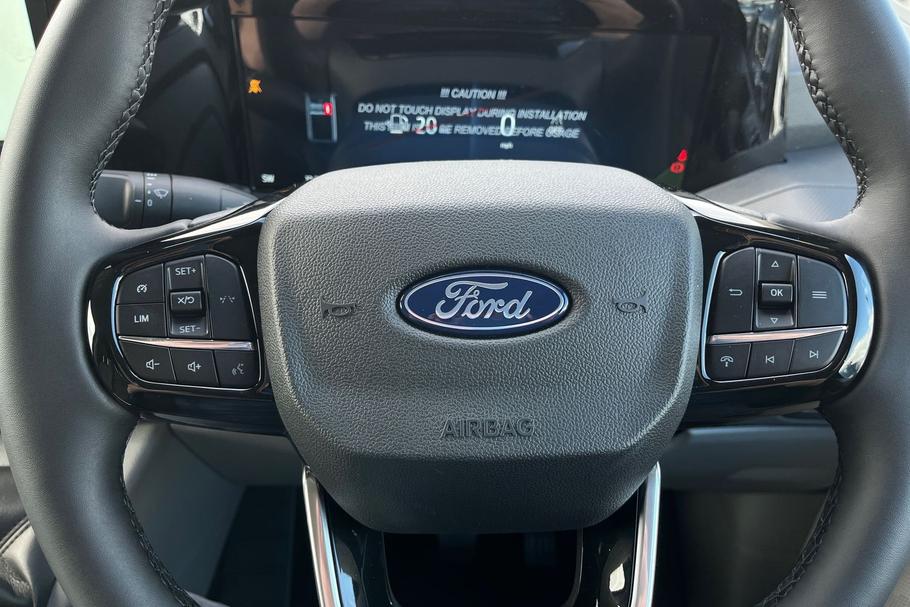 Used Ford TRANSIT CUSTOM LMZ4010 35