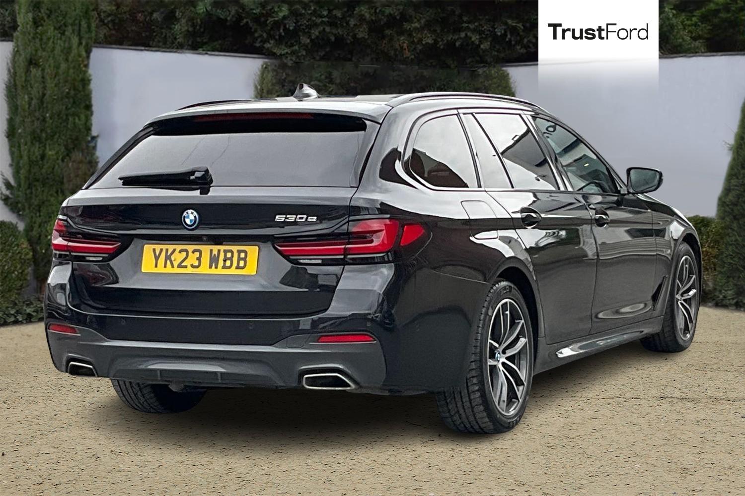 BMW 5 SERIES Photo 3