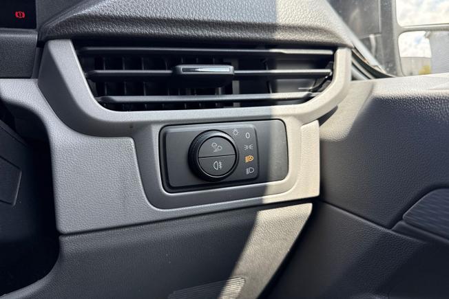 VOLKSWAGEN Transporter Photo 40
