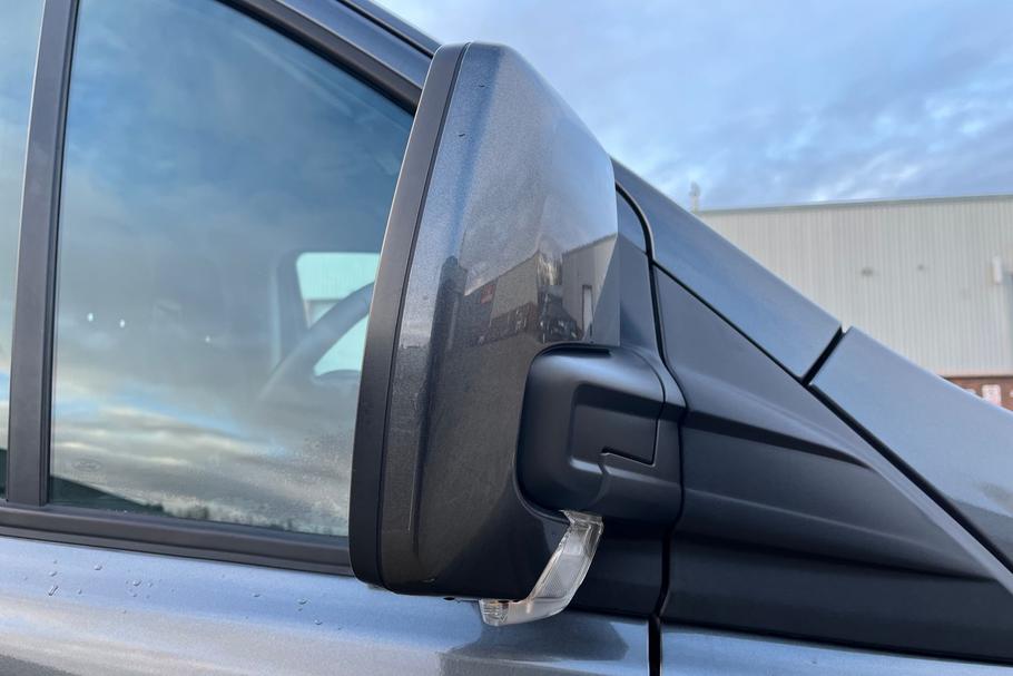 Used Ford TRANSIT CUSTOM YM70PUO 36