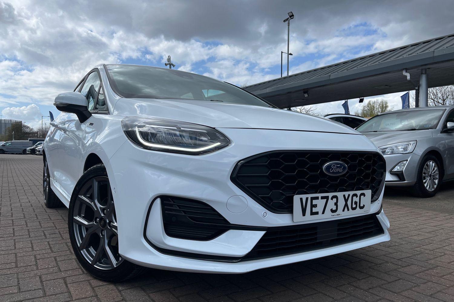 Ford FIESTA Photo 36
