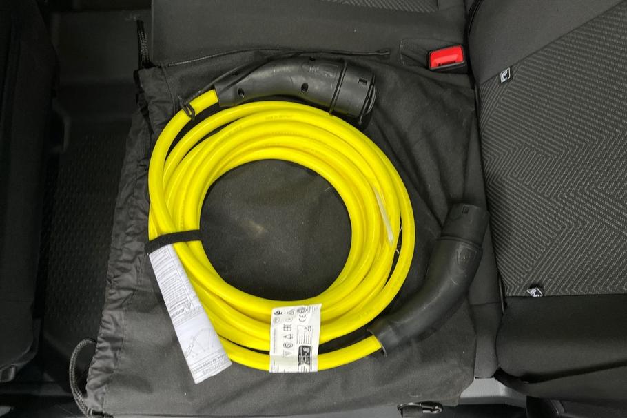 Used Ford TRANSIT CONNECT 9