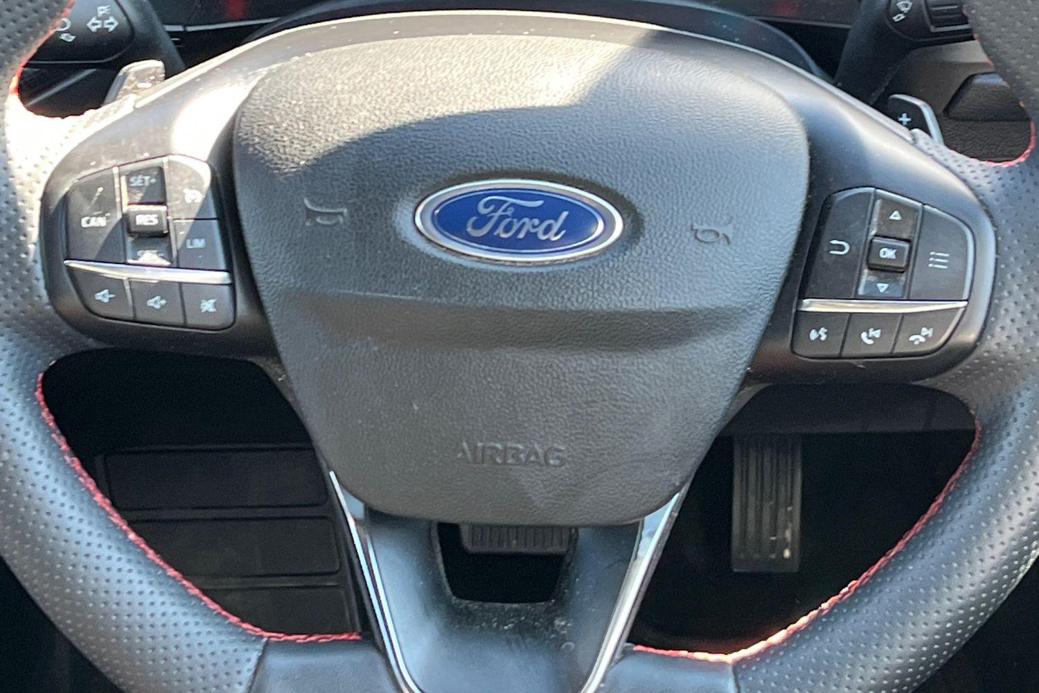 Ford FOCUS Photo 11