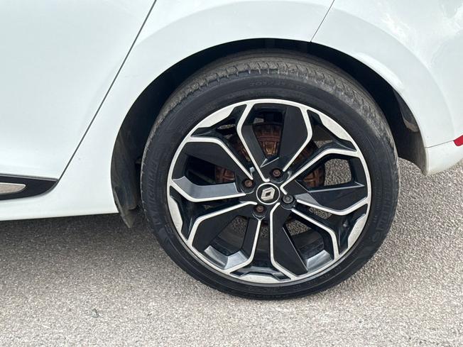 RENAULT Clio Photo 23