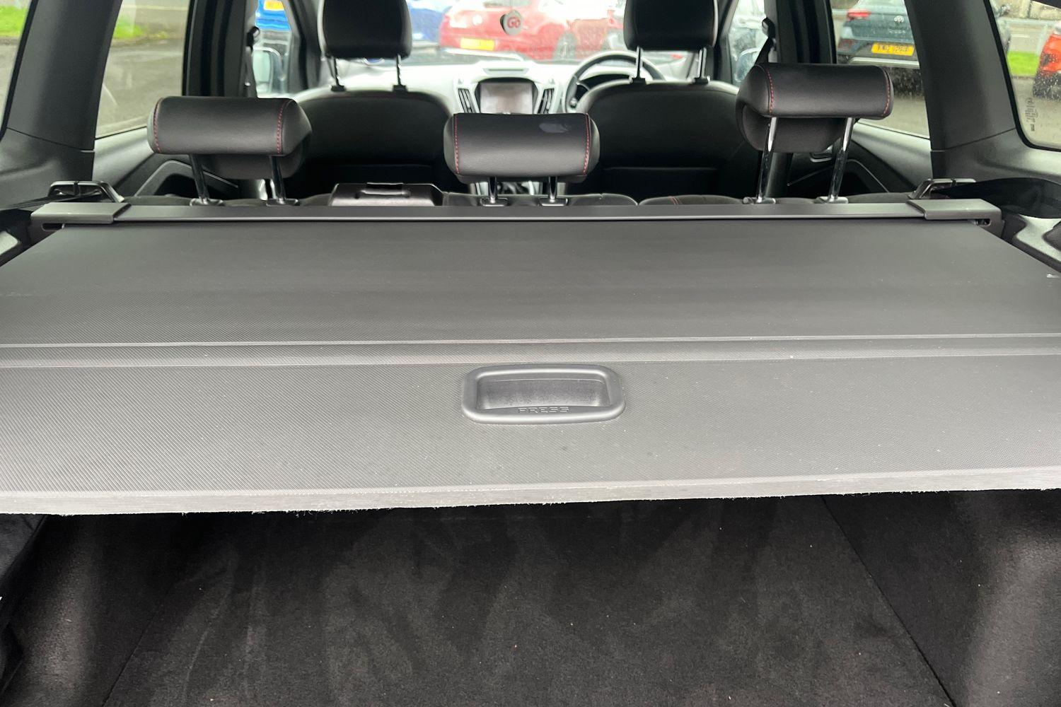 Ford KUGA Photo 23