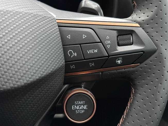 CUPRA Leon Photo 17