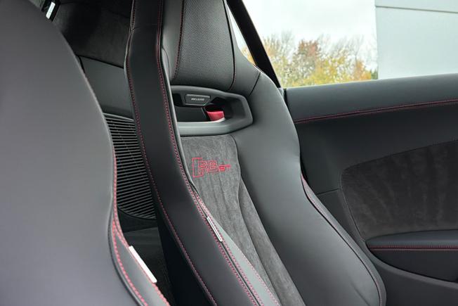 AUDI R8 Photo 45