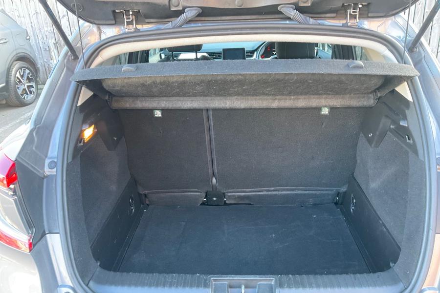 Renault Captur Photo autoimg-a28d245b652e6f157fba8cb16023a1bd22a568c3.jpg