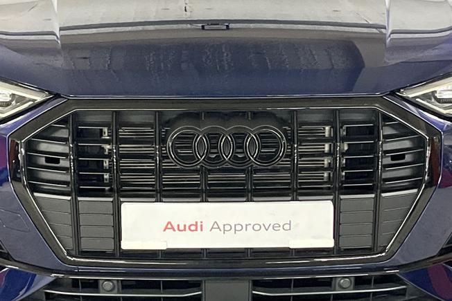 AUDI Q3 Photo 29