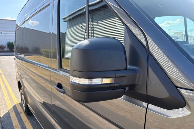 VOLKSWAGEN Crafter Photo 20