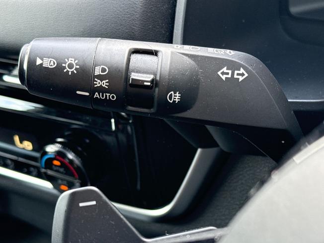 NISSAN Qashqai Photo 49