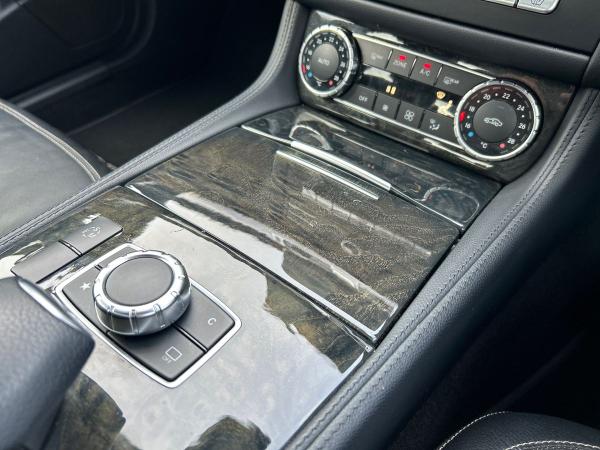 Mercedes-Benz CLS Photo autoimg-a2978cb288b0cffd95181de62e11bfed514906fd.jpg
