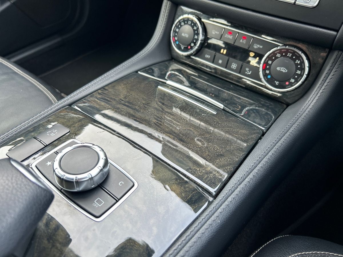 Mercedes-Benz CLS Photo 12