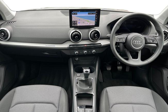 AUDI Q2 Photo 10