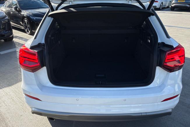 AUDI Q2 Photo 12
