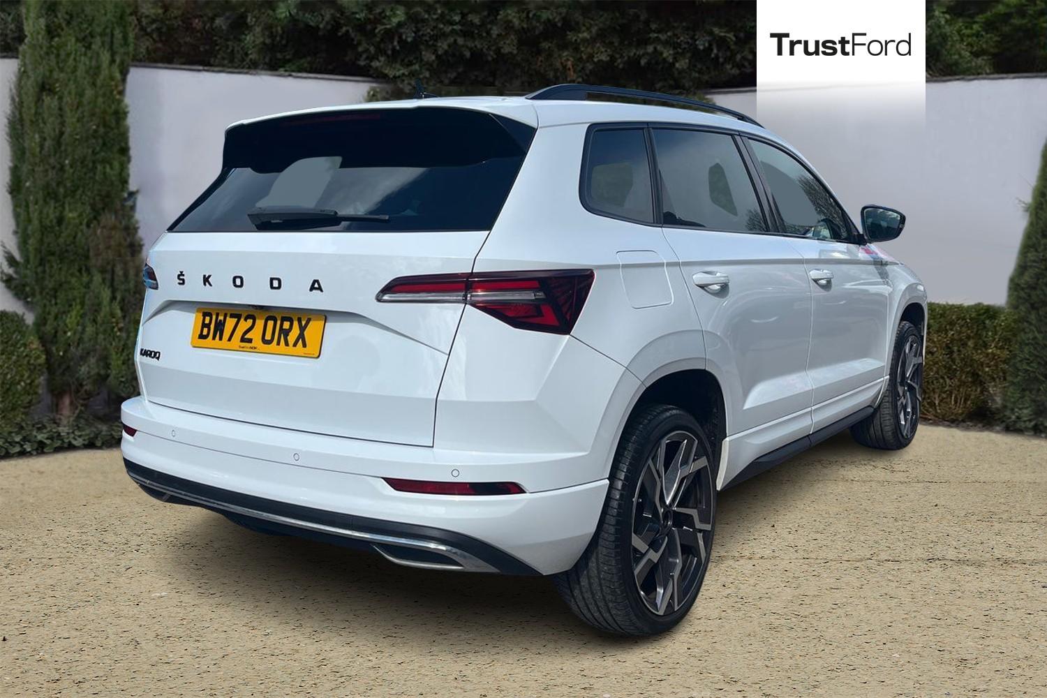Skoda KAROQ Photo 3