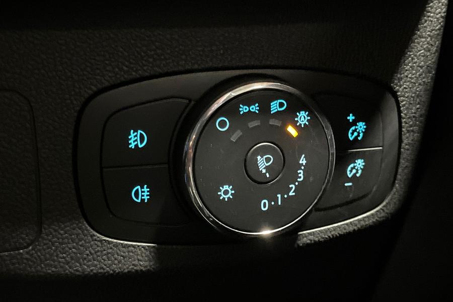 Ford Focus Photo autoimg-a2a2e114666deca5bac40b11b42804553810e820.jpg