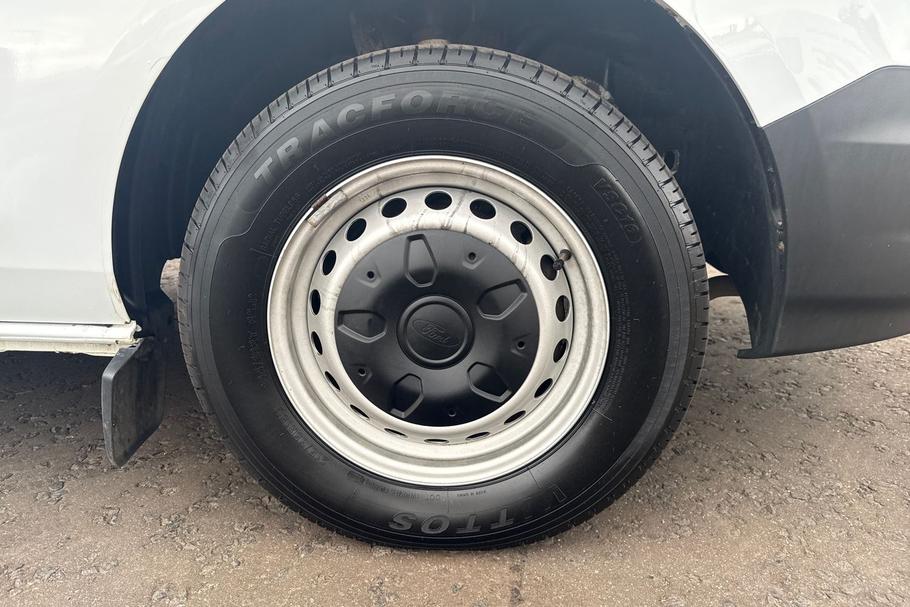 Used Ford TRANSIT CUSTOM SK71YZN 17