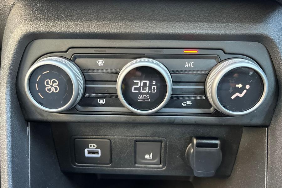 Dacia JOGGER Photo autoimg-a2aab6f3c02130465de78d48048f7ff967e093aa.jpg
