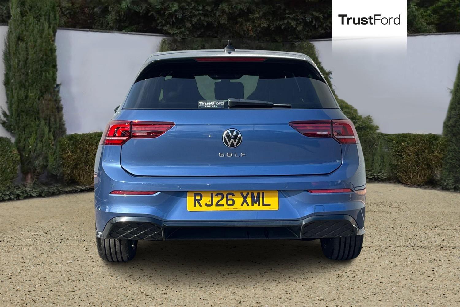 Volkswagen Golf Photo 6