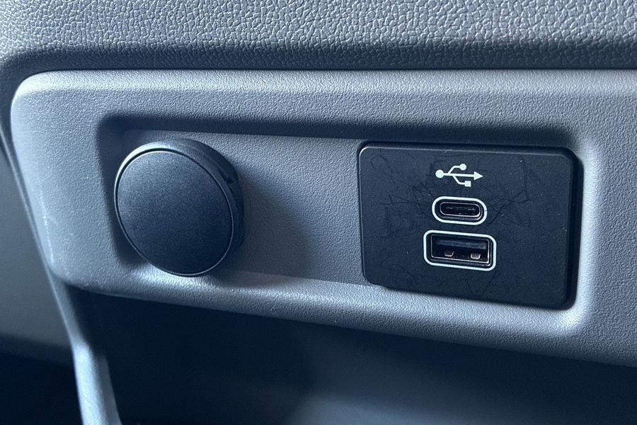 Ford TRANSIT CUSTOM Photo autoimg-a2ac64f506805fd954a3cecff7631c14a3bd0115.jpg