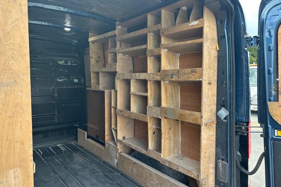 Used Ford TRANSIT OV71WJG 32