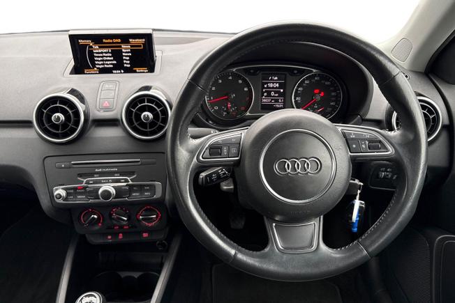 Audi A1 Photo 11