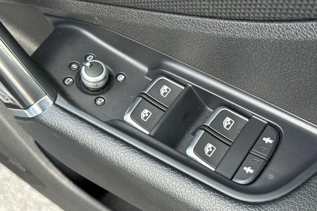 Audi Q2 Photo 34