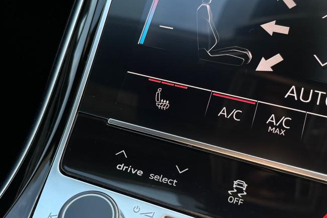 Audi A8 Photo 29