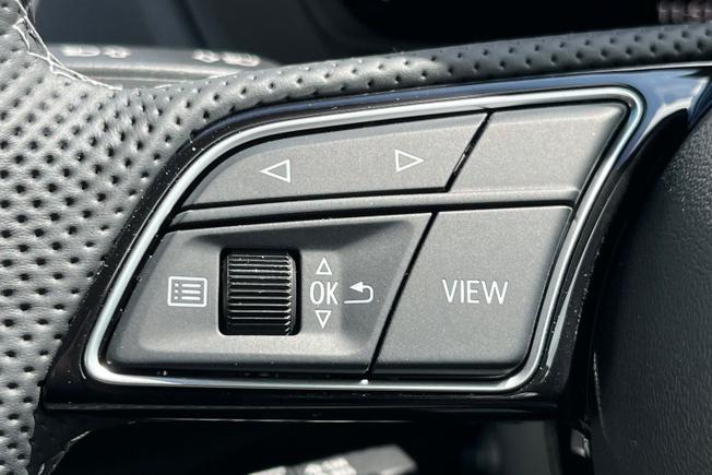 AUDI Q2 Photo 16