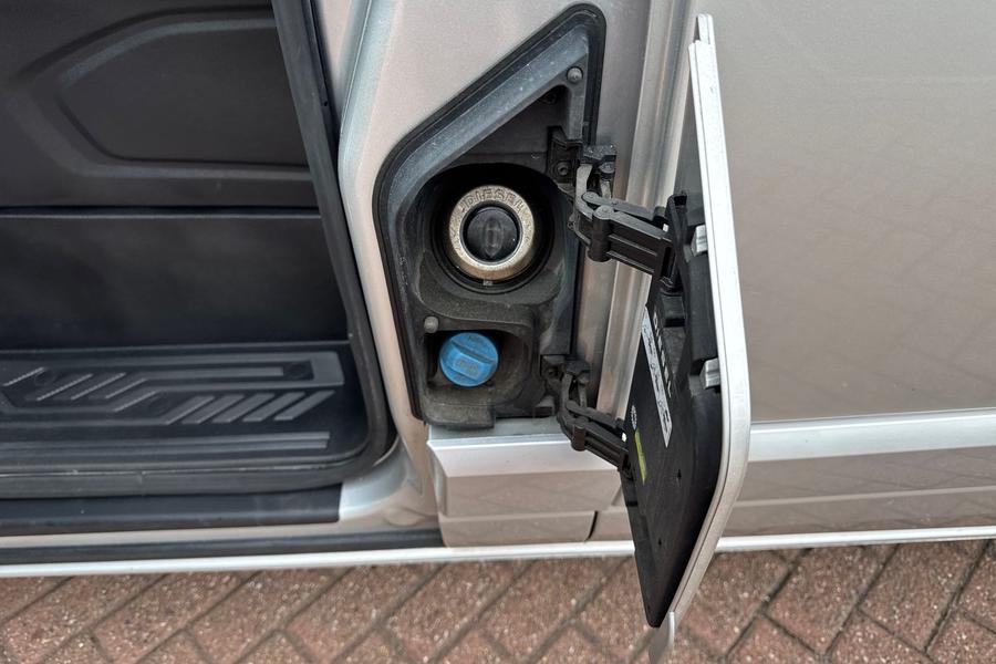 Ford Transit Custom Photo autoimg-a2c1a927eb825cacbe420229ddccdc6dc99fefe3.jpg