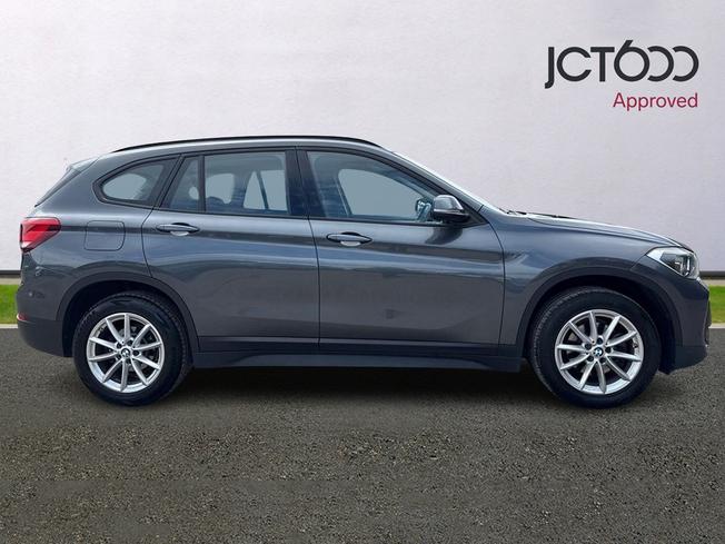BMW X1 Photo 4