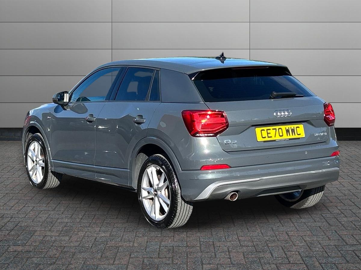 Audi Q2 Photo 1