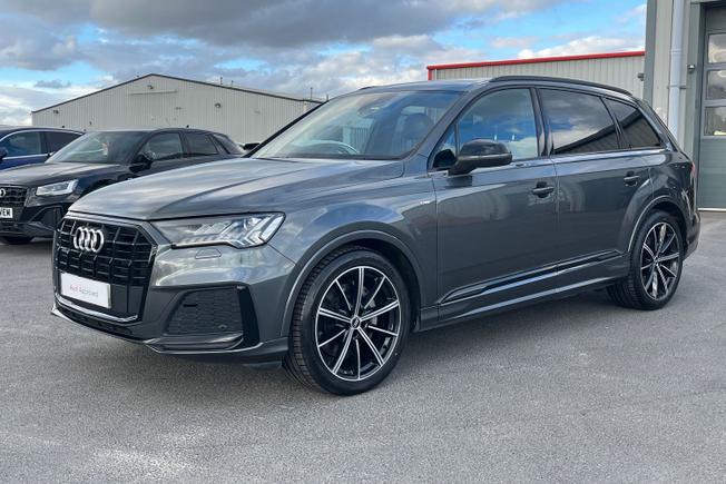 AUDI Q7 Photo 27