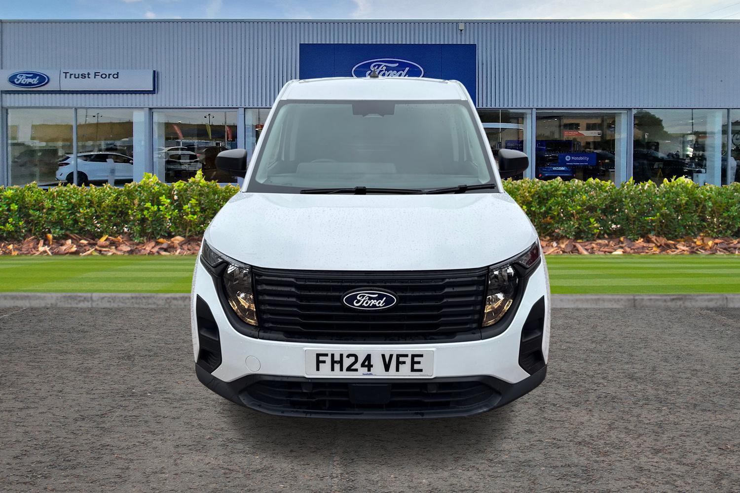Ford TRANSIT COURIER Photo 11