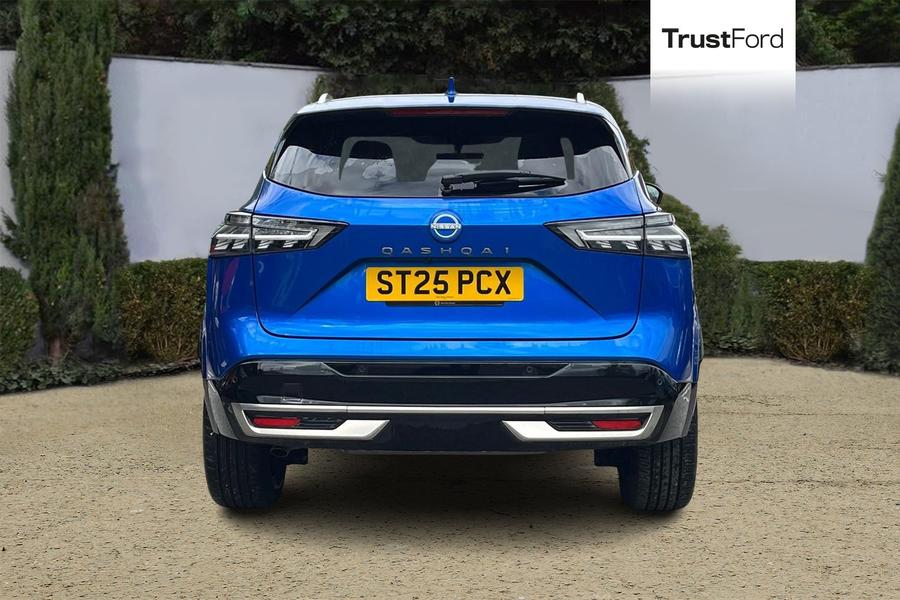 Nissan Qashqai Photo autoimg-a2c84923e8fe7eb4ec084f2b1c529248279bc851.jpg