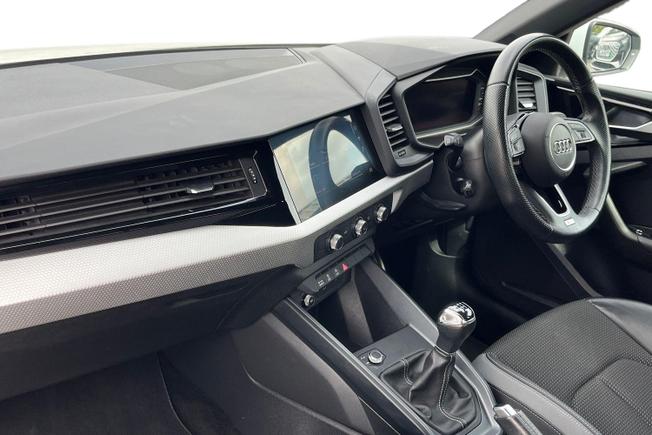 Audi A1 Photo 2