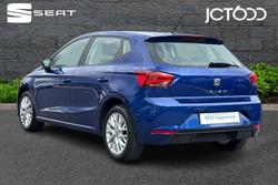 SEAT Ibiza Photo 3