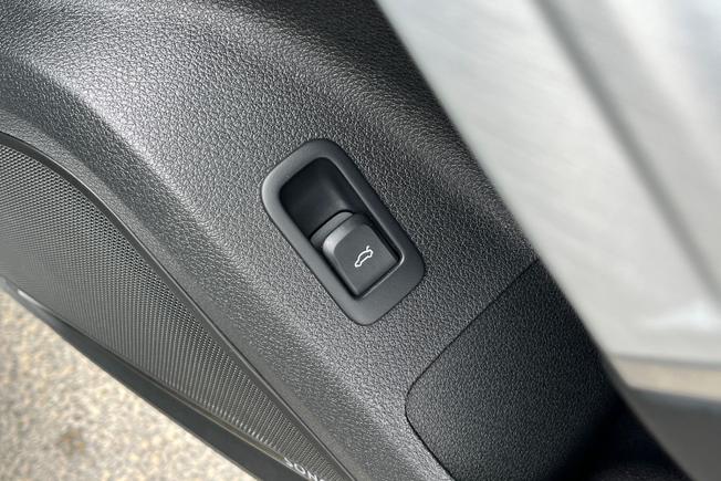 AUDI  SQ2 Photo 52