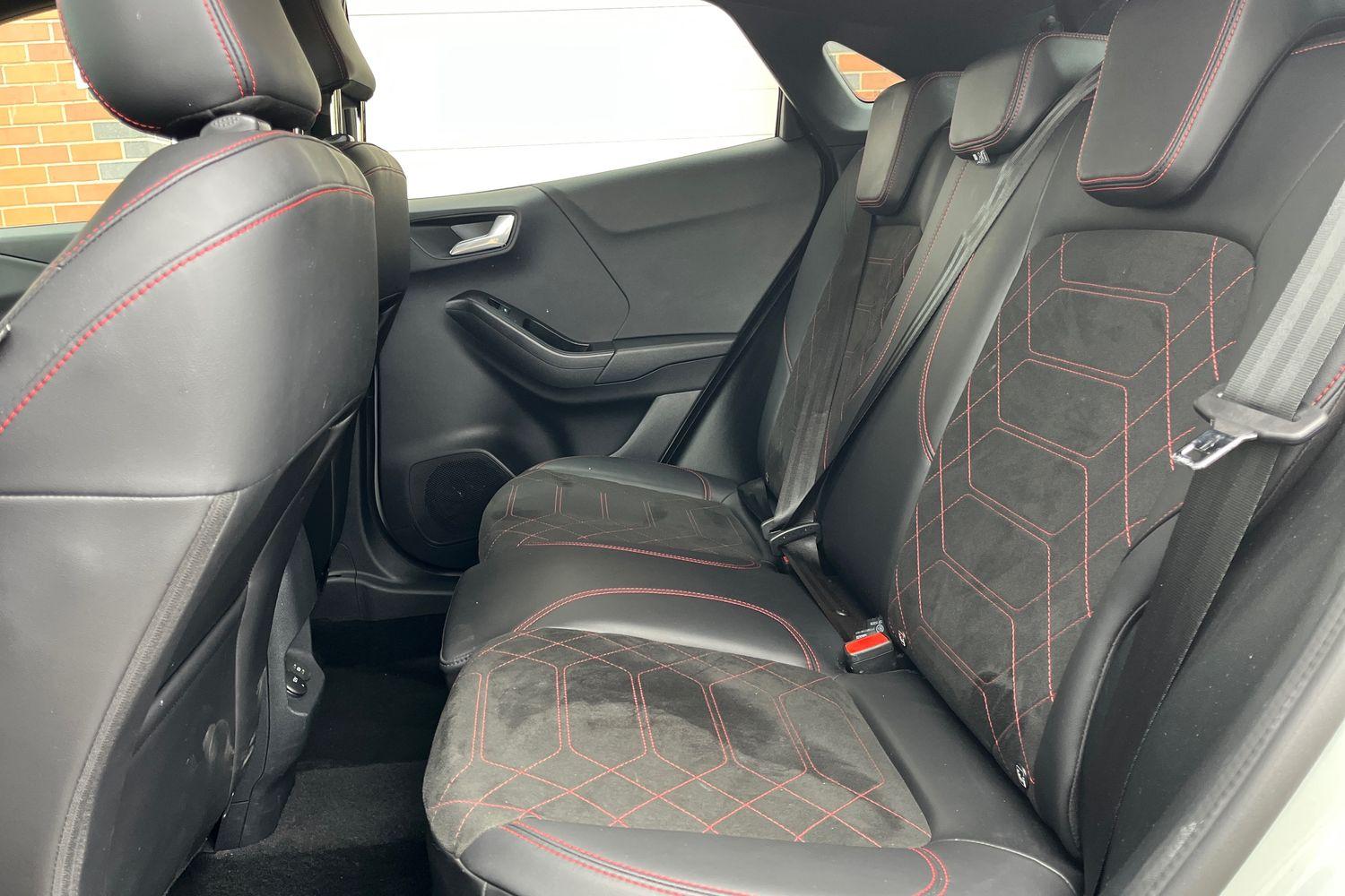 Ford PUMA Photo 19