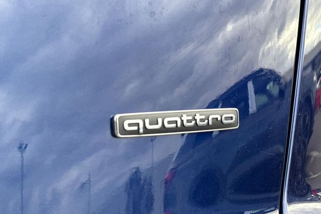 AUDI Q3 Photo 27