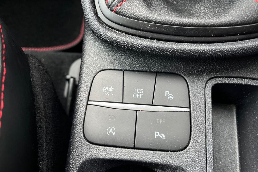 Ford FIESTA Photo autoimg-a2d268a6b1d6a82c277c32447dc238d314bca312.jpg