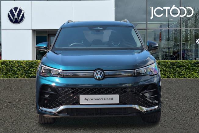 VOLKSWAGEN Tiguan Photo 8