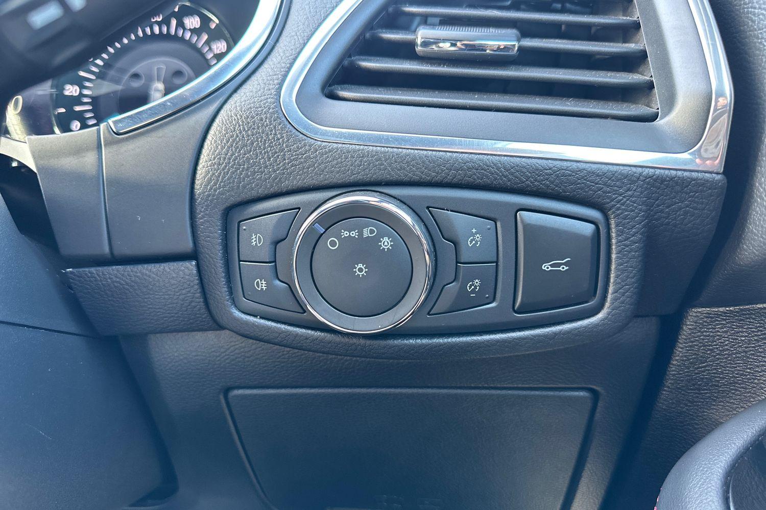 Ford S-MAX Photo 34
