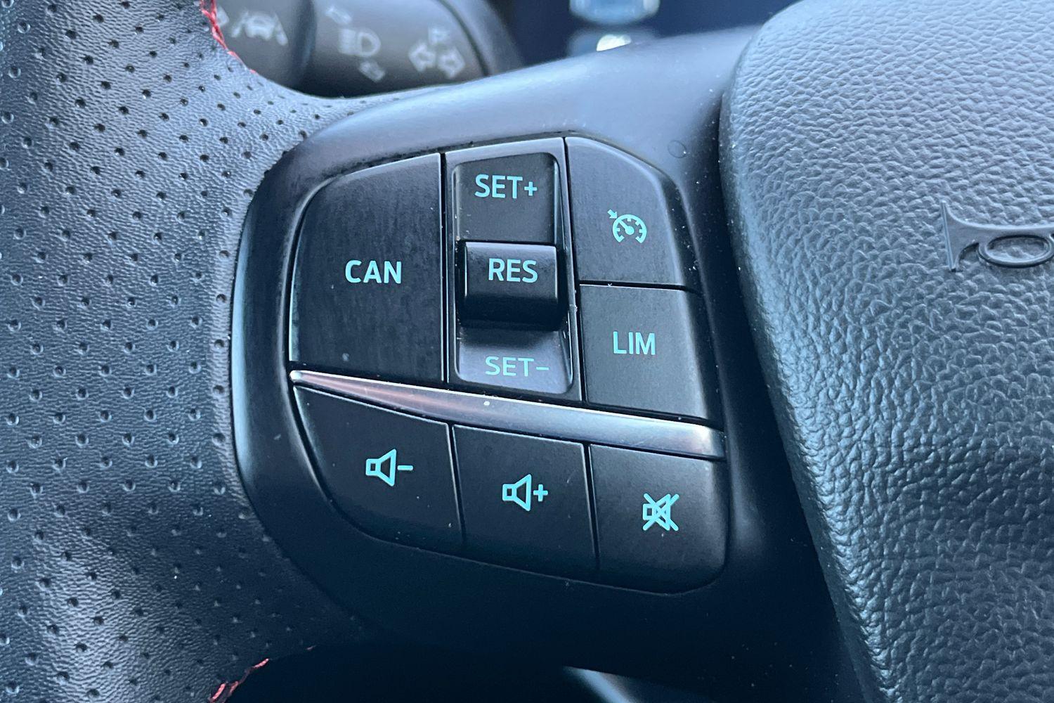 Ford FOCUS Photo 31